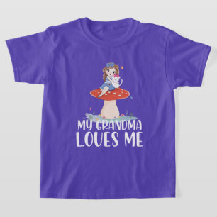 Söt flicka på toppen av svamp Min mormor älskar T Shirt