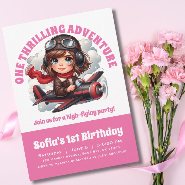 Söt flickpilot flyger flygplan, rosa födelsedagsfi inbjudningar (Skapare uppladdad)