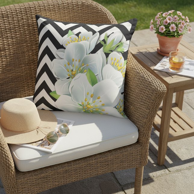 Söt Flowers on Black and White Zigzag Mönster Kudde (Skapare uppladdad)