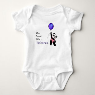 Söt förtjusande baby panda med blå ballong t shirt