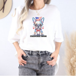 Söt fransk bulldog amerikansk flagga med hjärtan t shirt