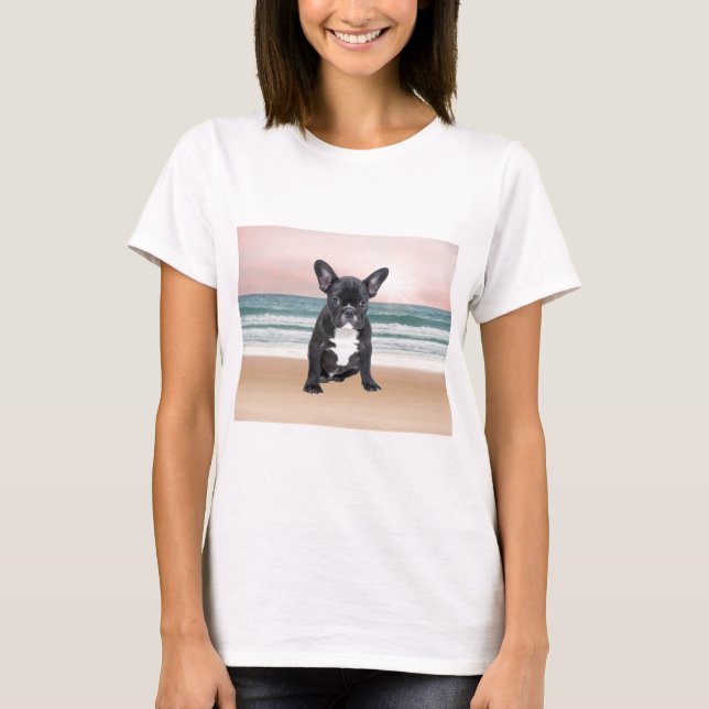Söt fransk bulldogg strand sol vatten tee shirt (Framsida)
