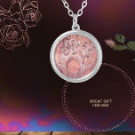 Söt Girly Salmon Rosa Flowers Marble Silverpläterat Halsband<br><div class="desc">Fin ny design: Blommor på Marble! Denna vackra, SALMON ROSA PEACH-ROSA-design är unik och av ett slag. Det är perfekt för att visa av stil. De digitala blommorna på en marmorbakgrund i vacker mjuk persikofärgad rosa och lax rosa färg med lite lila är en perfekt som är trevlig mot öga....</div>