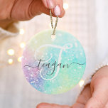 Söt Glitter Holografiskt irdescent Girly Julgransprydnad Keramik<br><div class="desc">En trendig söt chic med båda glitter-bakgrunden i vackert pastel färg. Du kan enkelt anpassa dig med ditt anpassningsbar monogram och/eller namn.</div>