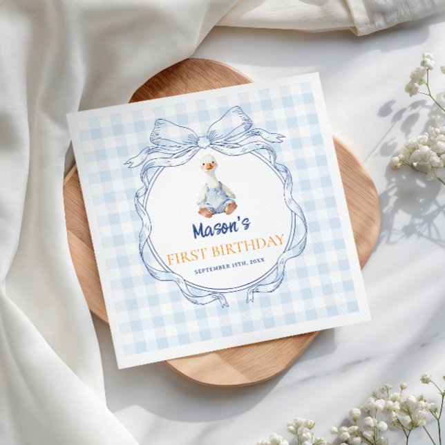 Söt gosling i blå overall Gingham pojke Först Pappersservett (Skapare uppladdad)
