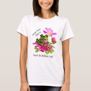 Söt groda eller paddpuns på rosa blommor t shirt