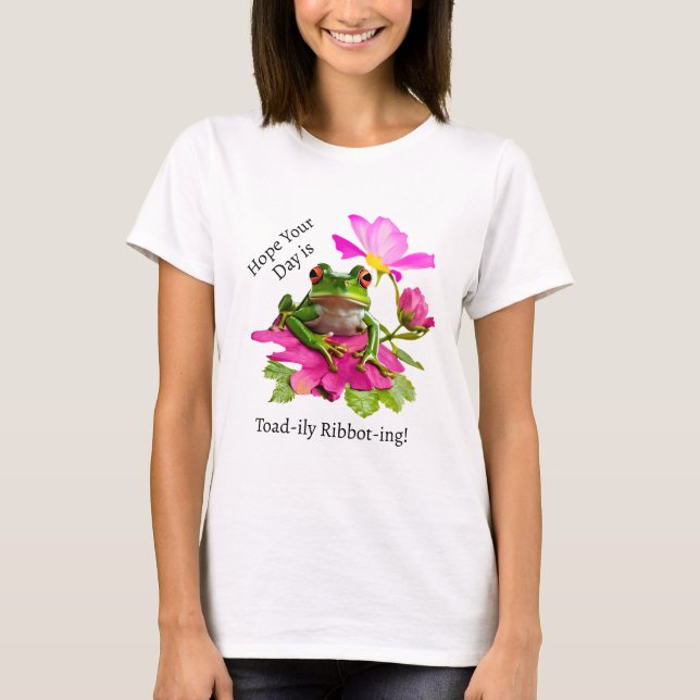 Söt groda eller paddpuns på rosa blommor t shirt (Framsida)