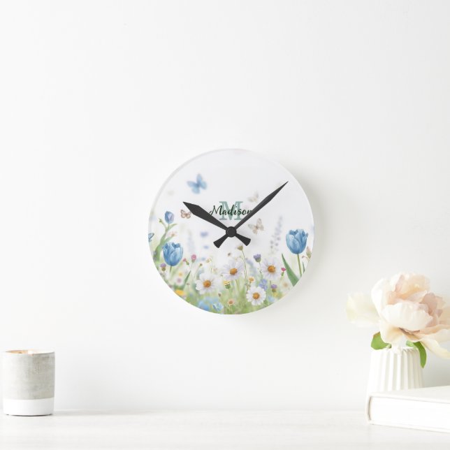 Söt grön vårblomma vildblomsbukett monogram rund klocka (Hem)