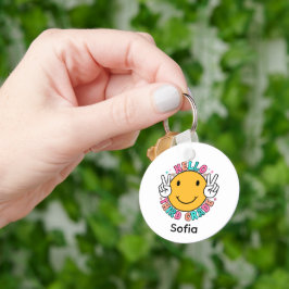 Söt Groovy Glad Smiley Ansikte Hej Tredje Klass He Nyckelring