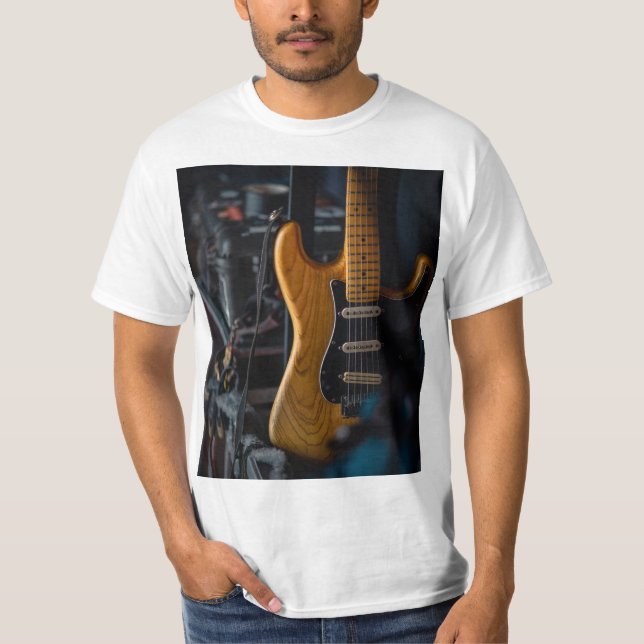 Söt Guitar T Shirt (Framsida)