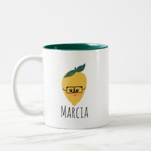 Söt gul citrongräns kartong rolig illustration Två-Tonad mugg