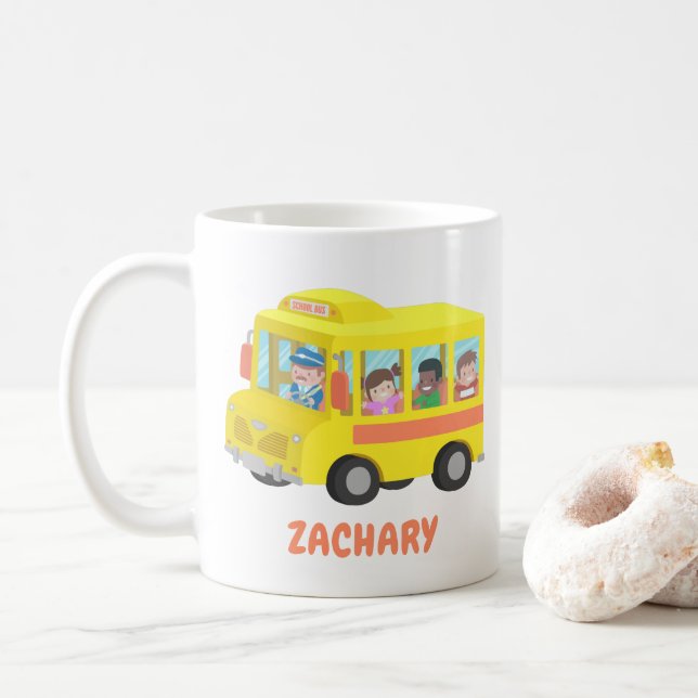 Söt gul skolbuss och glada barn-mugg kaffemugg (Med munk)