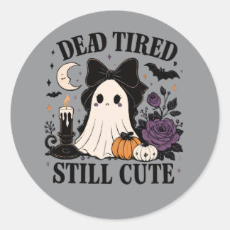 Söt Halloween Coquette Spöke med Slöja Runt Klistermärke