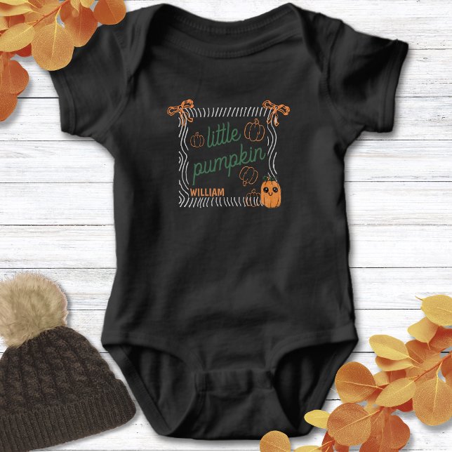 Söt Halloween-pumpa graviditetsannonsering T Shirt (Skapare uppladdad)