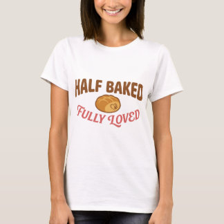 Söt halvbakat helt älskat bröd hund t shirt
