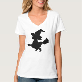 Söt häxa som rider på en kvast Silhuett T Shirt