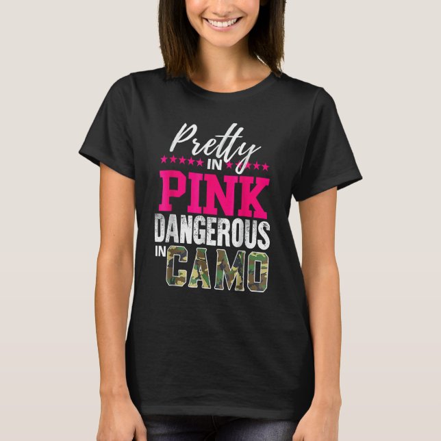 Söt i Pinks D.angerous in Camo Hunting Girl T Shirt (Framsida)
