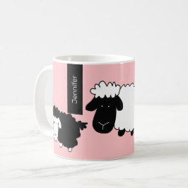 Söt illustration av får i svart och vitt på rosafä kaffemugg