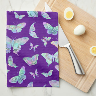 Söt Iridescent Butterflies on Lila Kökshandduk