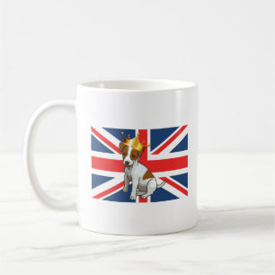 Söt Jack Russell som bär en krona och Union Jack Kaffemugg