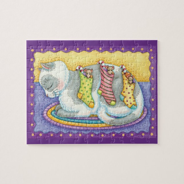 Söt julkatt som sover med möss i strumpor pussel (Horisontell)