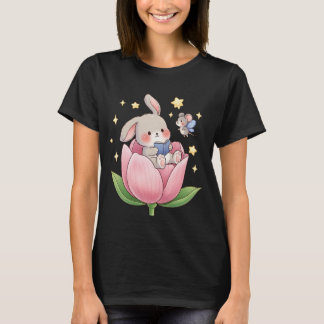 Söt Kanin Läs Bok i Rosa Blomma med Älva T Shirt