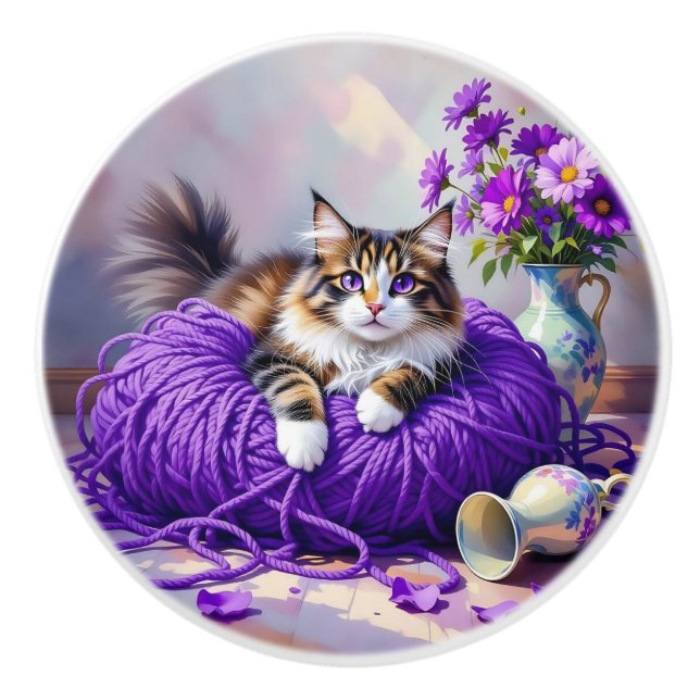 Söt katt med lila blommor och garn   knopp (Framsidan)
