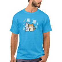 Söt katt som slår baka