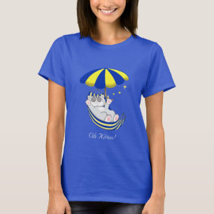Söt kattunge i blå och gul hängmatta T-shirt