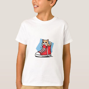 Söt kattunge i röd sneakers för barn t shirt