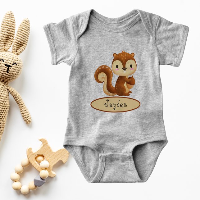 Söt Kawaii Ekorre Håller Ekollon Ditt Namn T Shirt (Adorable Kawaii Squirrel Holding Acorn Your Name Baby Bodysuit)