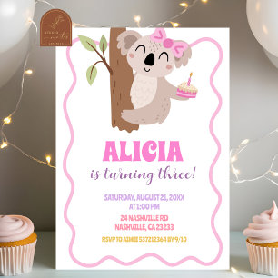 Söt Koala-Flicka med Band Födelsedagsinbjudan Inbjudningar