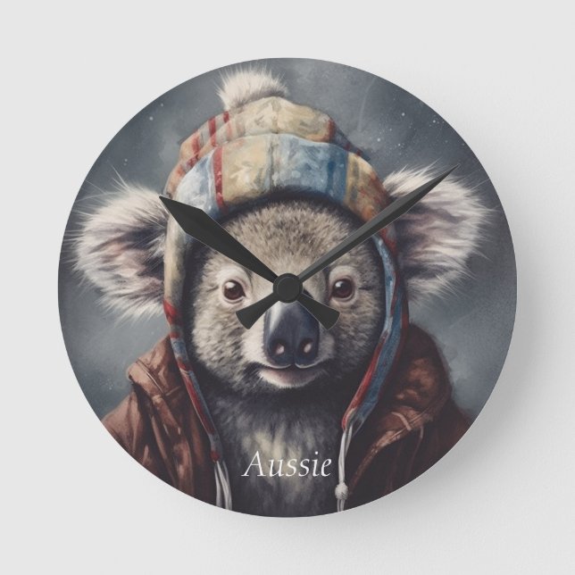 Söt Koala i vinterhatt Anpassat namn runt Rund Klocka (Framsida)