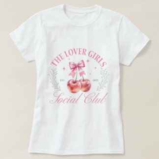 Söt körsbärsrosa och vit grafisk t-shirt