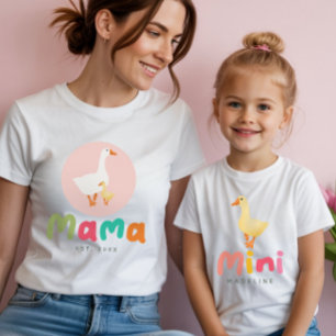 Söt kvinnlig kokett rosa mamma gås baby shower t shirt