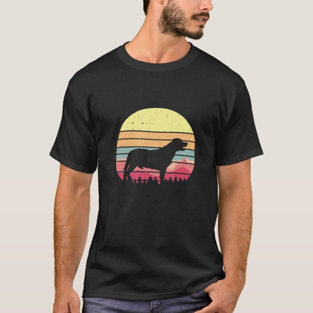 Söt Labrador Retriever Retro Design T Shirt (Framsida)
