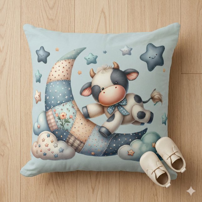 Söt lapptäcke-ko över månen med stjärnor kudde (Cute Patchwork Cow Over Moon with Stars Throw Pillow Mockup B)