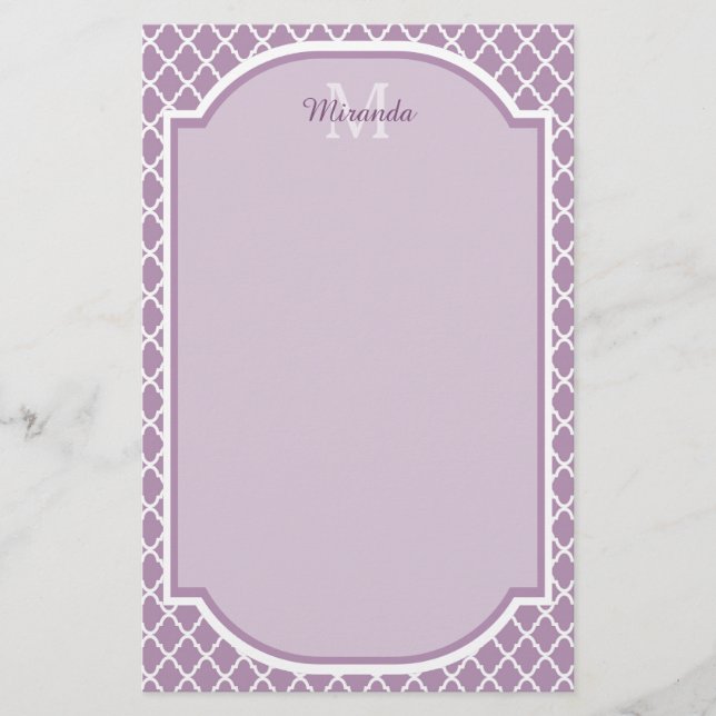 Söt Lavender Lila Quatrefoil Monogrammed Namn Brevpapper (Framsida)