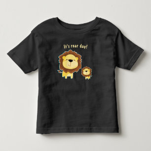 Söt lejon och baby lejon unge födelsedag t shirt