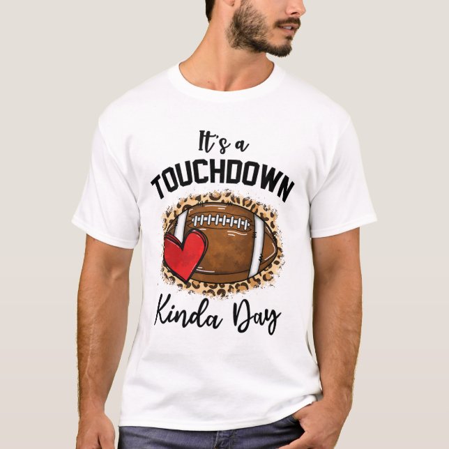 Söt Leopard Det Är En Touchdown Sortens Dag Fotbol T Shirt (Framsida)