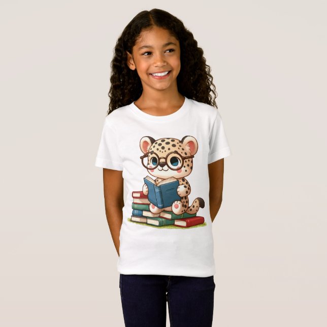 Söt Leopard Läsning T Shirt (Hel framsida)