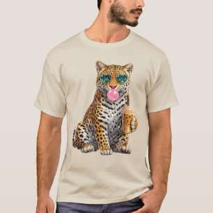 Söt leopard med nedkyld kaffehjärta solglasögon tu t shirt