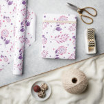 Söt Lila blommor Bröllop Wrapping Papper Presentpapper<br><div class="desc">Ett söt-sortiment av lila blommor mot en vit bakgrund är den perfekt bröllop-gåva som din brud kommer att göra i kärlek</div>