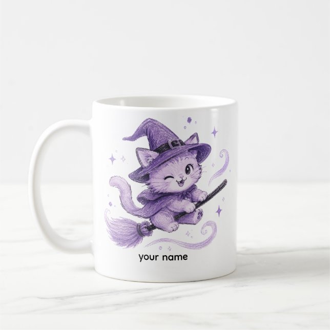 Söt lila häxa katt på kvast Halloween Kaffemugg (Vänster)