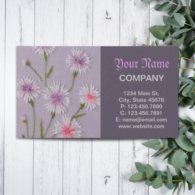 söt lila violett broderi blom- vit tusenskönastil visitkort (cute lilac purple embroidery floral white daisy business card)