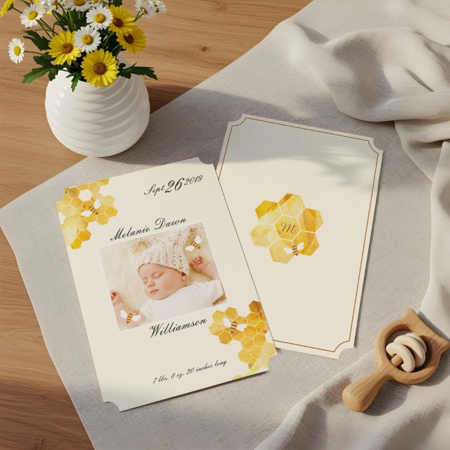 Söt lilla Bee Baby Foto Birth-meddelande Inbjudningar (Sweet Little Bee Baby Photo Birth Announcement)