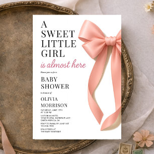 Söt lilla flicka är nästan här Bow Baby Shower Inbjudningar