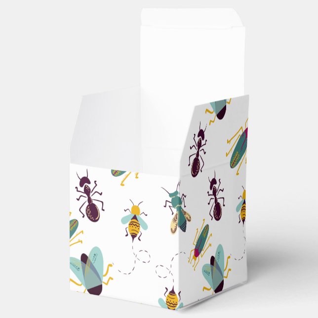 Söt lilla kryp insektra presentaskar (Öppnad)