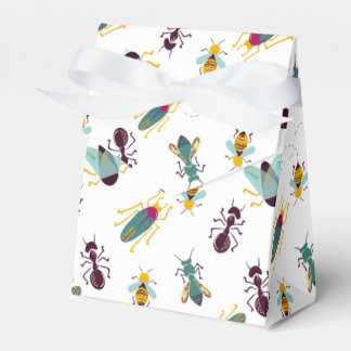 Söt lilla kryp insektra presentaskar