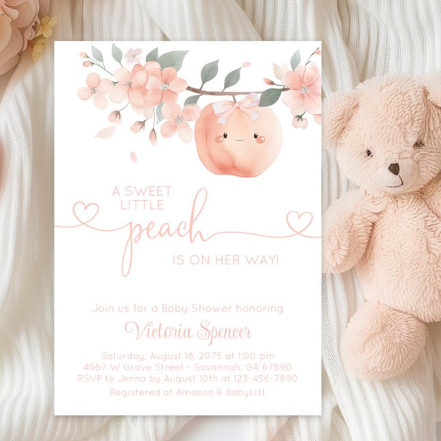 Söt liten flicka Persika Baby Shower Inbjudningar (Adorable baby girl peach baby shower invitation with cute sleepy baby peach.)